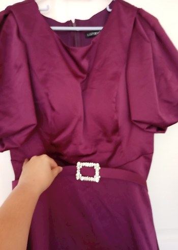 Mürdüm Renkli Kemerli Midi Elbise - Görsel 3