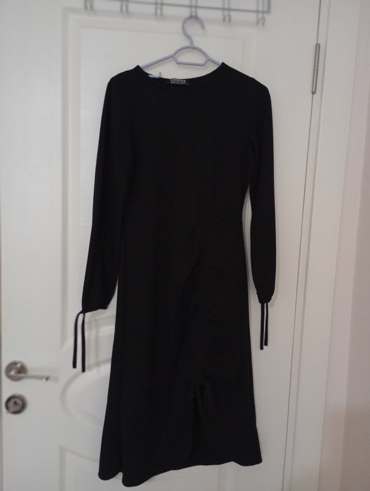 Siyah V Yaka Strappy Midi Kalem Elbise - Görsel 3