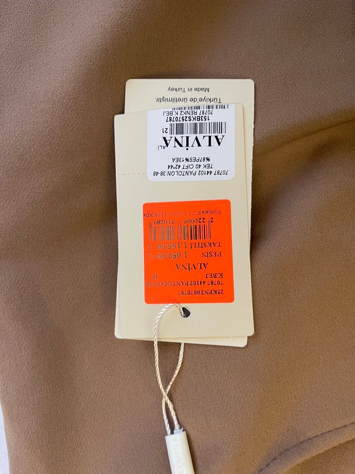 Bej Kadın Saten Kumaş Pantolon - Görsel 2