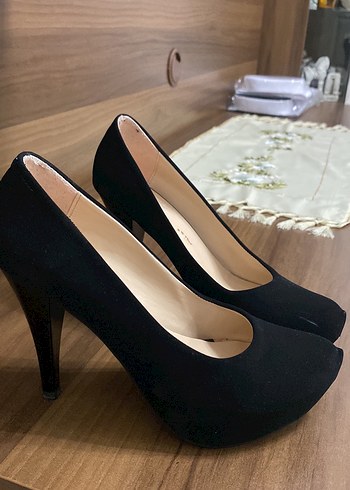 Diğer Siyah Topuklu Klasik Kadın Ayakkabı