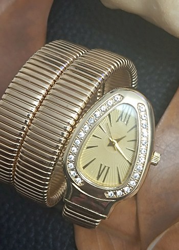 Altın Renkli Bvlgari Yılanlı Model Taşlı Kadın Bilek Saati - Görsel 5
