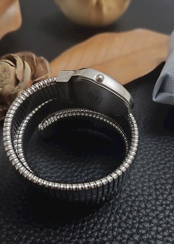 Turkuaz Rengi Bvlgari Yılanlı Taşlı Bayan Saati - Görsel 3