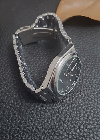 Tissot Erkek Saati siyah kadran - Görsel 5