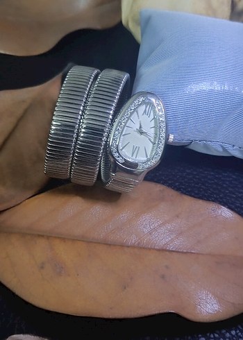 Bvlgari Yılan Model Taşlı Kemerli Gri Kadın Kol Saati - Görsel 6