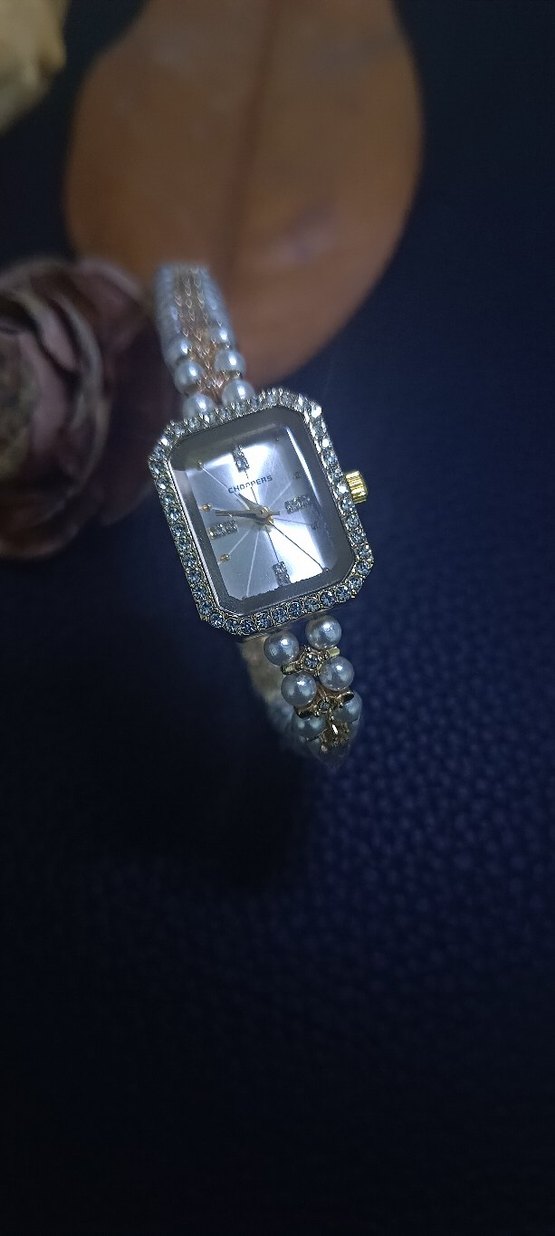 İnci Detaylı Full Taşlı Altın Renk Kadın Kol Saati - Görsel 2