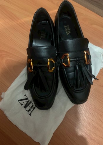 Zara Kadın Siyah nakosen ayakkabı