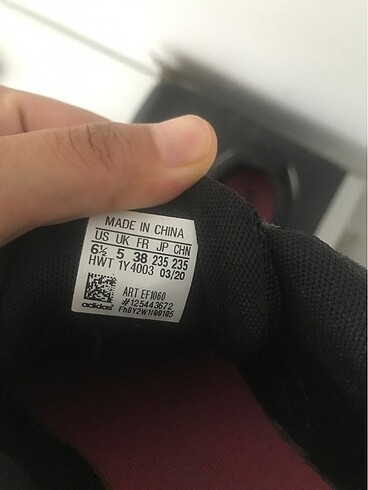 38 Beden siyah Renk Adidas ayakkabı