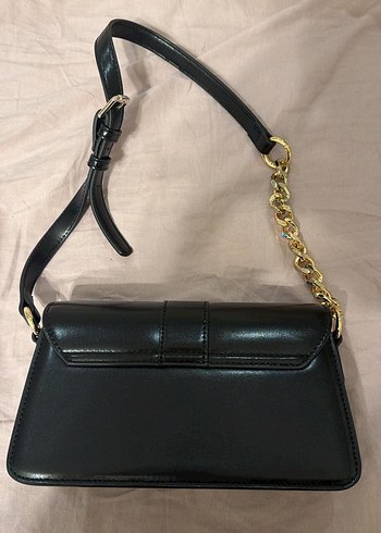 Adl Zincir Detaylı Siyah Deri Kadın Çanta - Görsel 2