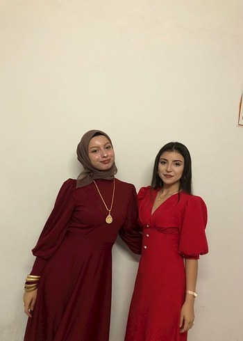 Alfabeta Uzun Kollu koyu kırmızı tesettür elbise