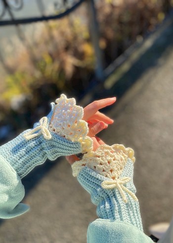 Bohem Mavi Örgü Kadın Eldiveni - Görsel 3