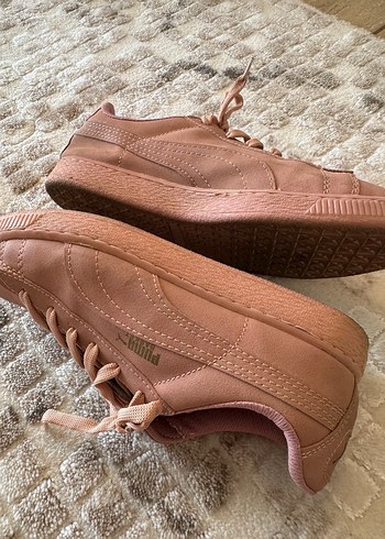 37 Beden pembe Renk Puma Toz Pembe Süet Kadın Spor Ayakkabı