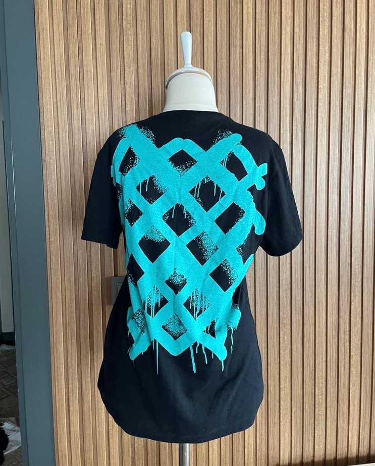 Erkek Siyah  Desenli Rahat Tişört - Görsel 3