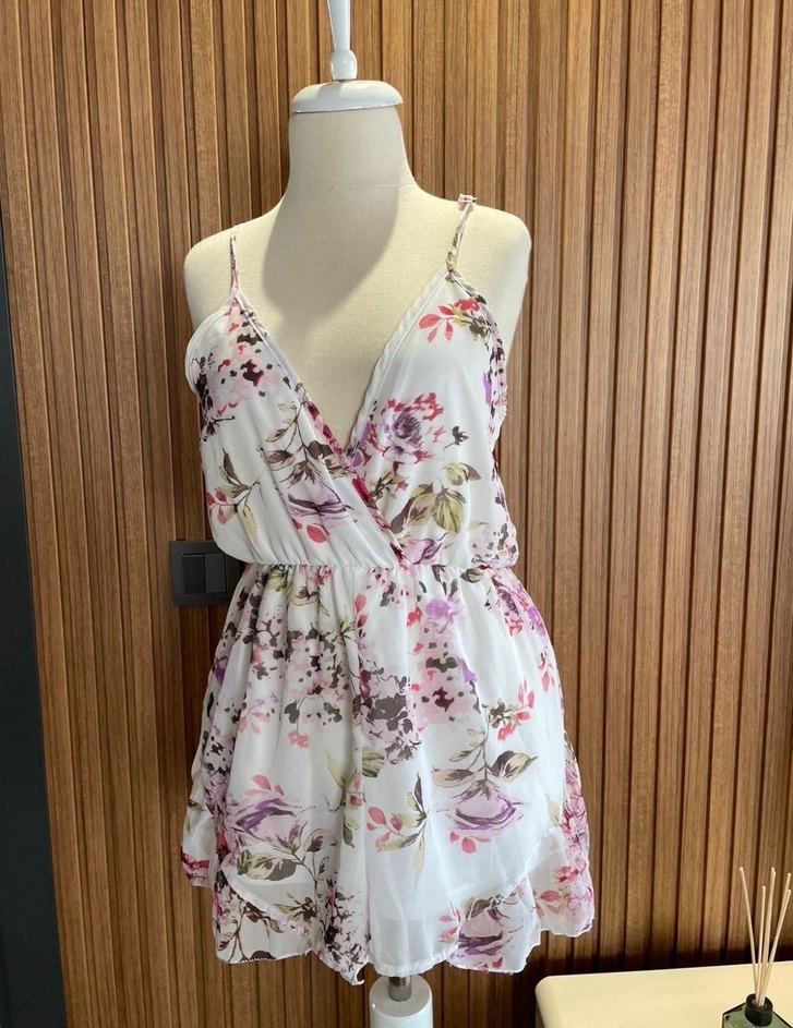 Çiçekli tulum - Görsel 2