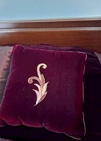 Bordo Nakışlı Yatak Örtüsü Seti - Görsel 6