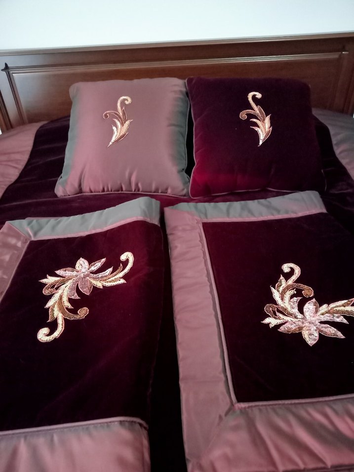Bordo Nakışlı Yatak Örtüsü Seti - Görsel 2