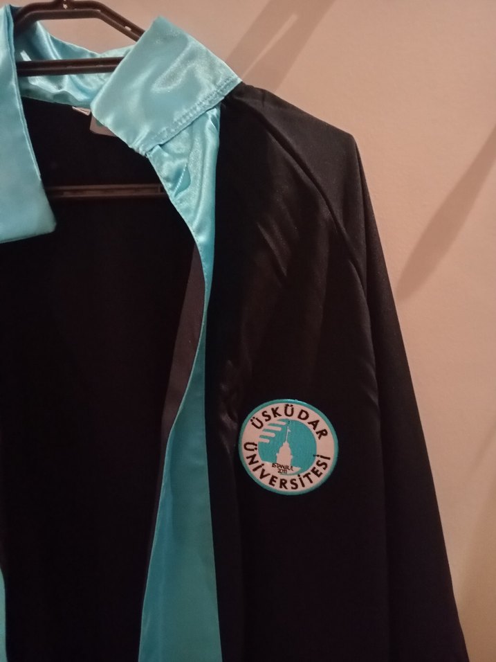 Üsküdar üniversitesi Mezuniyet Elbisesi - Görsel 2