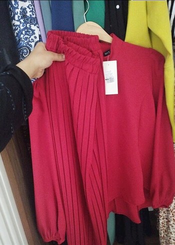 Koyu Kırmızı Kadın Pilili Triko Kazak - Görsel 2