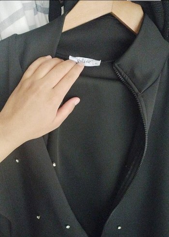 Siyah Uzun Fermuarlı Kadın Ceket - Görsel 3