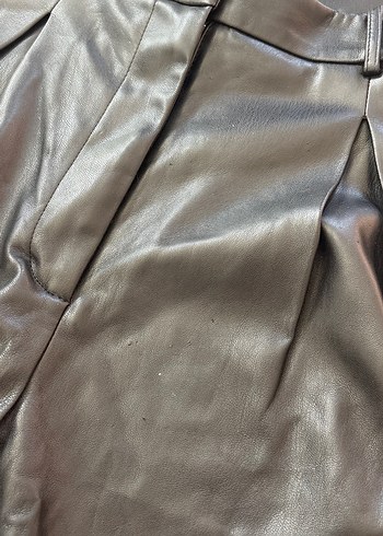 Vakkorama Siyah Deri Mini Şort - Görsel 6