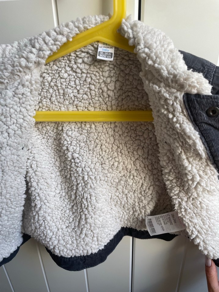 Gri Düğmeli Kadife Erkek Çocuk Ceketi - Görsel 4