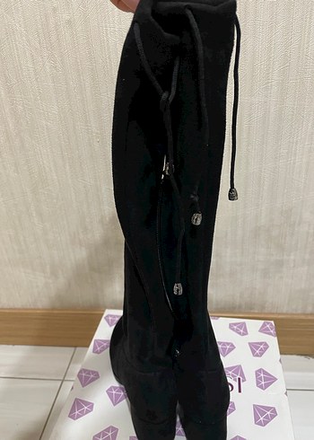 Siyah Süet Dizüstü Topuklu Çizme - Görsel 3