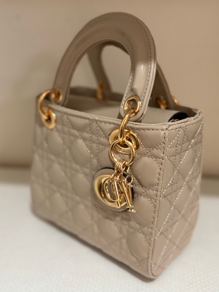 Bej Deri Zincir Detaylı Kadın Çanta - Görsel 3