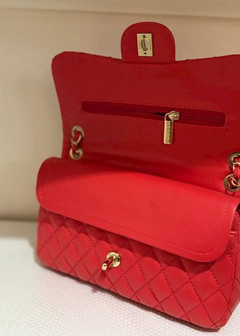 Zincir Detaylı Klasik Kırmızı Deri Çanta ithal - Görsel 4