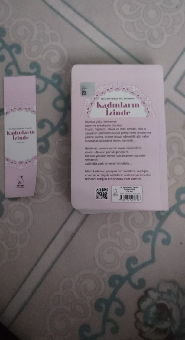 Kadınların İzinde - Roman - Görsel 2