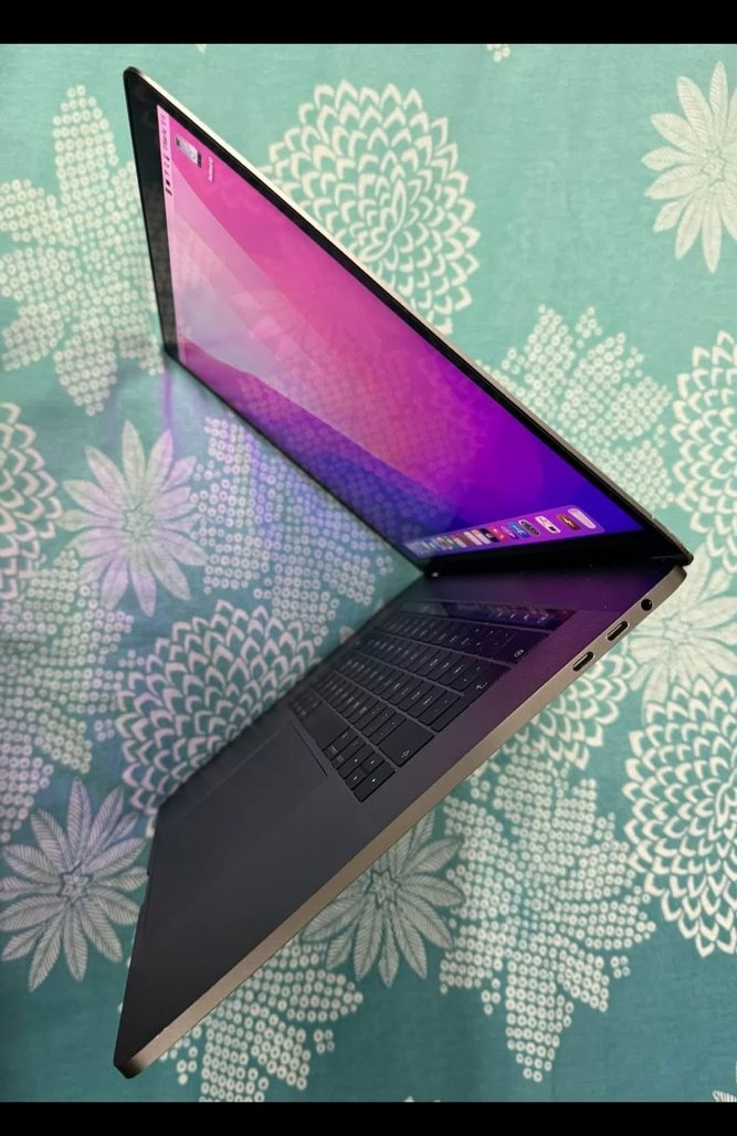 MacBook Pro 15 Touchbar 2.9GHz 1TB 16GB 4GB GPU - Görsel 5