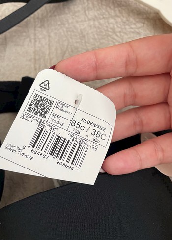 LC Waikiki Balenli dolgusuz düz tişört sütyen