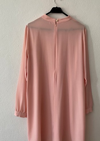 Diğer İnci detaylı Pembe Midi Tunik