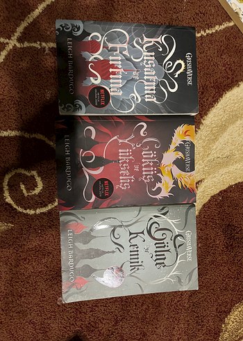 Gölge ve Kemik Leigh Bardugo Grishaverse Roman Seti