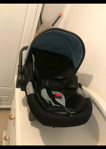 Bebek Oto Koltuğu ve Ana kucağı