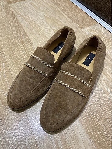Elle loafer
