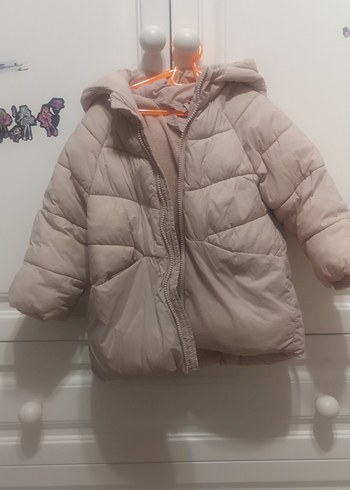 Kız Çocuk Bej Kapüşonlu Şişme Mont