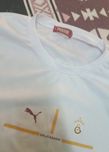 Puma Beyaz Kısa Kollu Spor Tişört