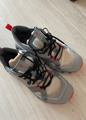On shoes hiç giyilmedi