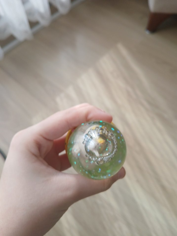 Sarı Figürlü küre - Görsel 4