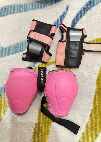 Pembe Biker Kız Çocuk Kask ve Koruyucu Seti - Görsel 4