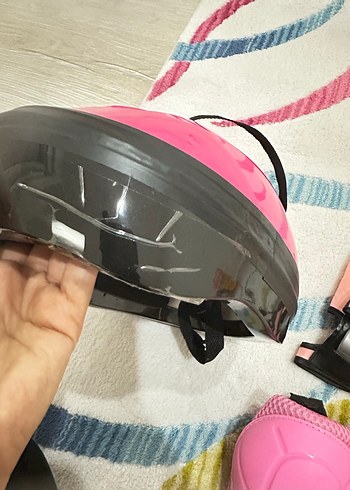 Pembe Biker Kız Çocuk Kask ve Koruyucu Seti - Görsel 6