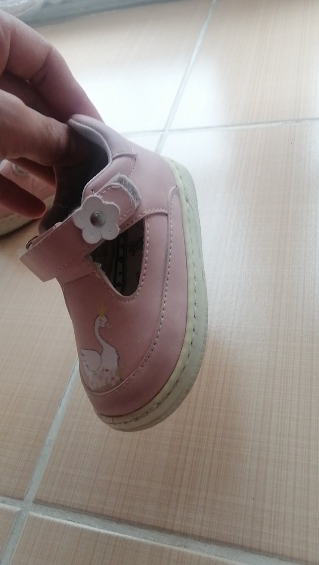 Kız Bebek Pembe Kuğu Baskılı İlk Adım Ayakkabısı - Görsel 2