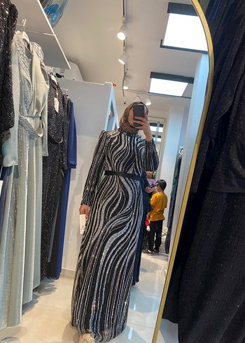 44 Beden Parlak siyah Zebra Desenli Bohem Uzun Abiye