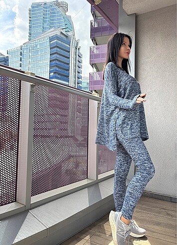 s Beden Zara Yumoş Batik Üst + Eşofman Takımı