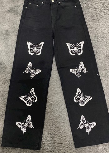 Kelebek desenli Pinterest model siyah kot pantolon