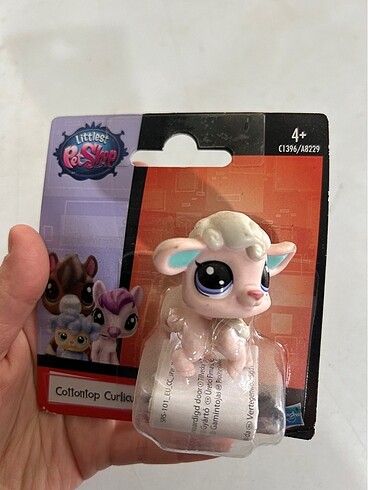 Littlest pet shop