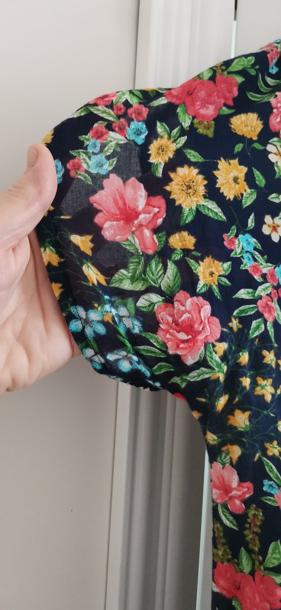 Çiçek Desenli tülbent iki kat, astarlı midi elbise - Görsel 2