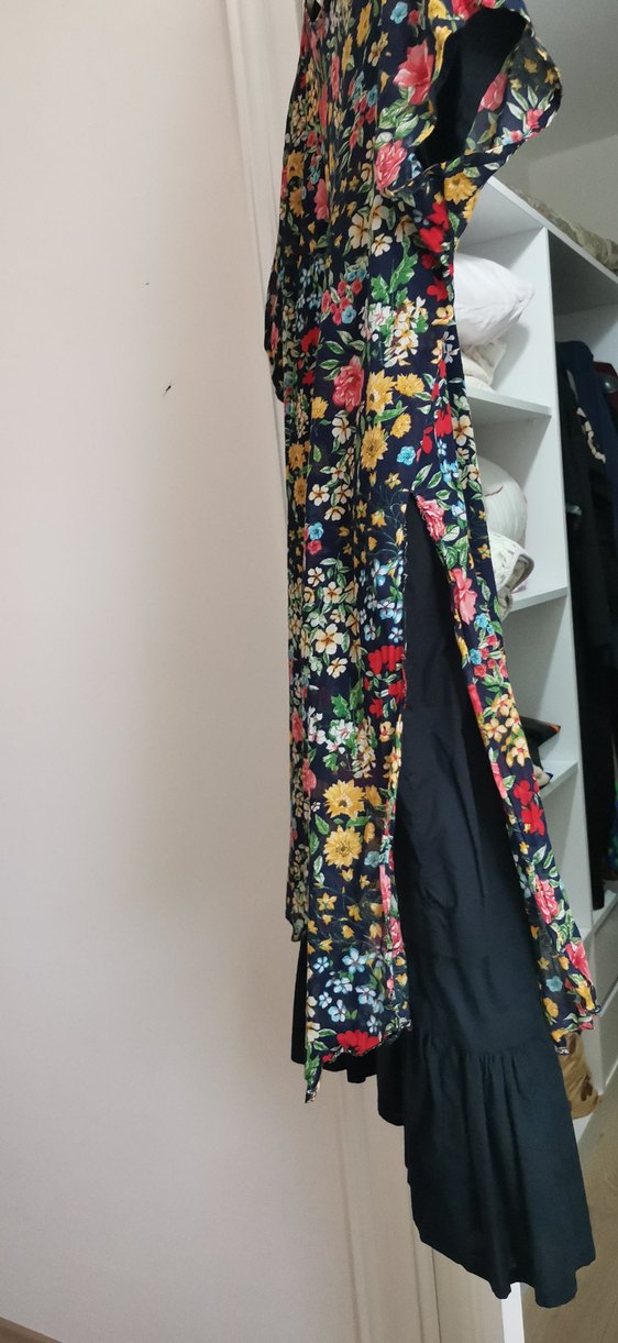 Çiçek Desenli tülbent iki kat, astarlı midi elbise - Görsel 3