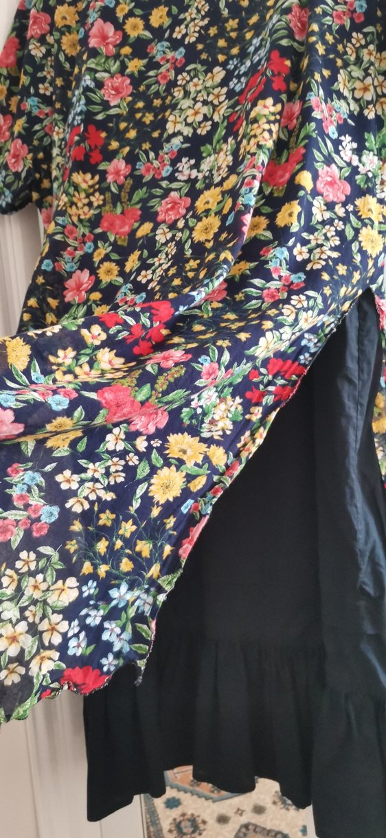 Çiçek Desenli tülbent iki kat, astarlı midi elbise - Görsel 5