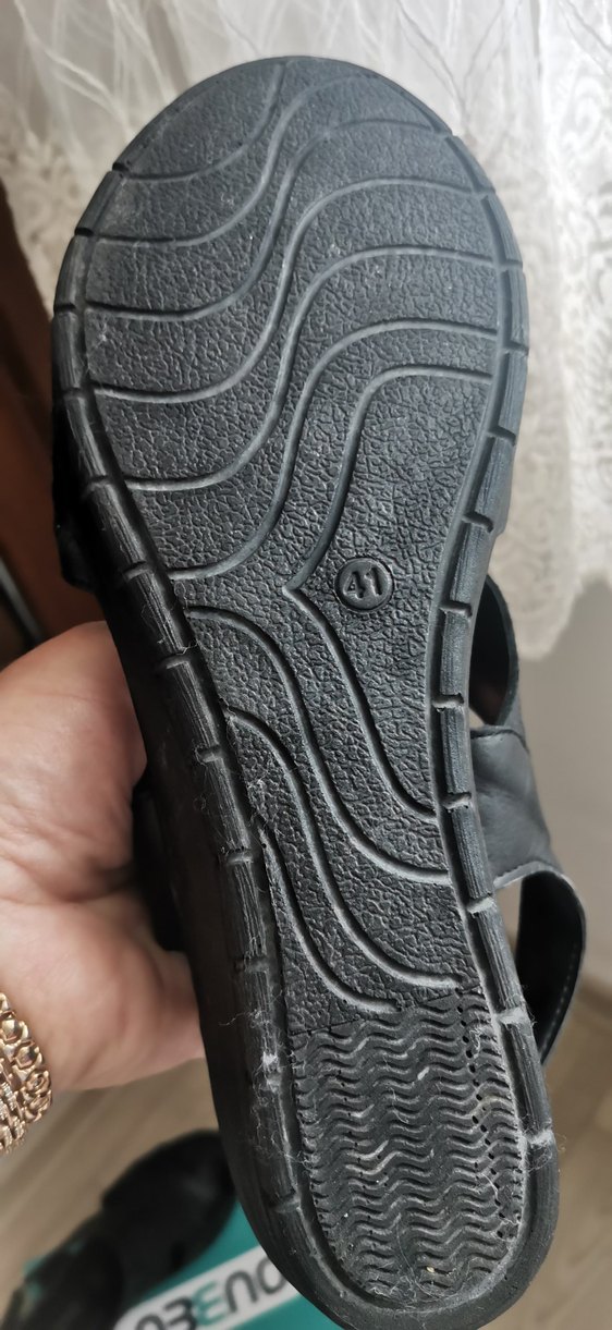 Siyah Desenli hafif dolgu topuk sandalet - Görsel 2