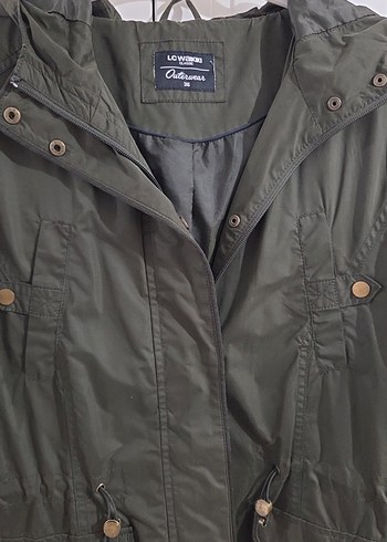 Mevsimlik Kadın Yağmurluk - Görsel 3